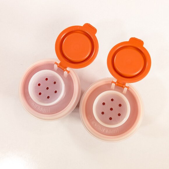 Orange TUPPERWARE picnic snack set, Halloween kids party set - Picture 2 of 16